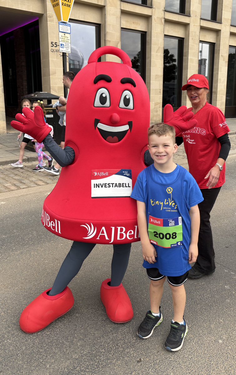 Amy2209's tweet photo. Mini North Run was a great day as always. Jacks just reached the £500 mark with his sponsors - an unbelievable £1,925 in four years for @TinyLivesTrust 

#ajbellmini #tinylivestrust https://t.co/1FvZkZILSX
