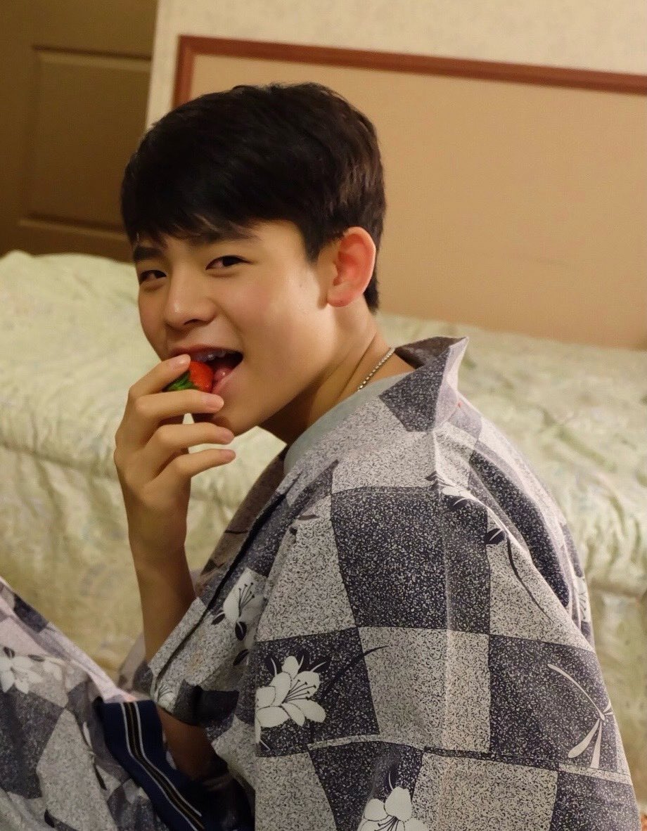 porsuppakarn's tweet photo. 😝 #Porsuppakarn https://t.co/MfwwjULtTr