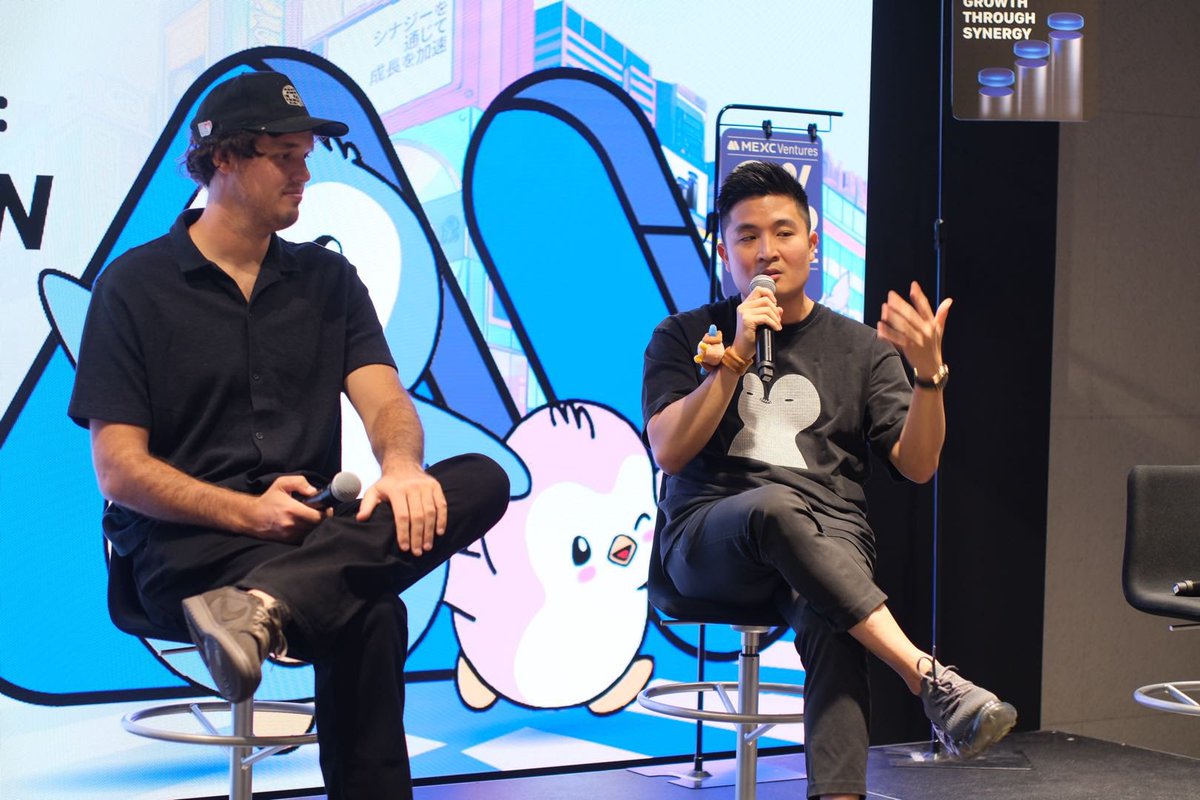 Sylar_MEXC's tweet photo. 🐧🎉@MEXC_Japan × @pudgypenguins 

FROM DOGE TO PENGU:THE EVOLUTION
OF MEMES✨🐧

豪華ゲスト！@LucaNetz Luca 様！

MEXCが初めての独占インタビューを行いました🎤
会場で最前線の話を直接聞ける貴重な機会に！
質問タイムも大盛況👏

インタビューの内容をお届けしますのでお楽しみに！ https://t.co/bB4PVUXllX