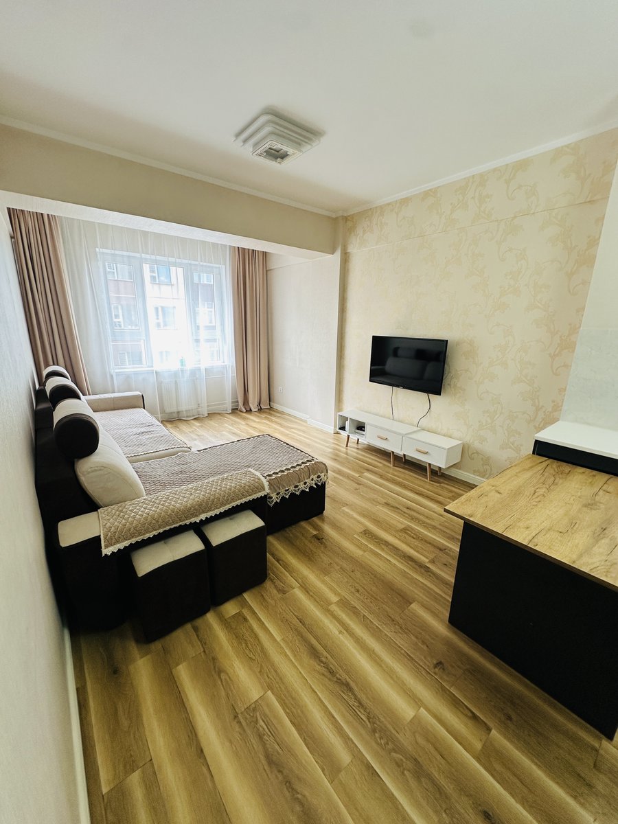 Shigtgee's tweet image. Баахан л ухаж, заслаа шд. РТ. 🙏

БГД,  4-р хороолол, Эх нялхсын урд 43м2 бүрэн тавилгатай 2 өрөө байр гадаадын иргэнд, цэвэрхэн суух ам бүл цөөтэй хүнд удаан хугацаагаар түрээслүүлнэ. Агенттай хамтрах боломжтой.

Төлбөр: 
3+1 - ₮2 сая
6+1 - ₮1,8 сая 
☎️ 88098020, 99178846