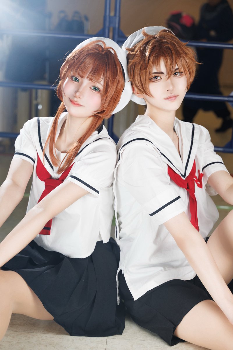 つきな tweet media