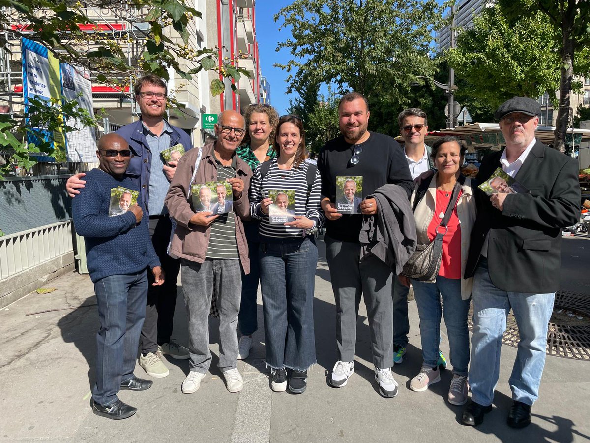 Les camarades d'<a href="/PSParis13/">PS Paris 13e - Gisèle Halimi</a> et <a href="/jerome_coumet/">Jérôme Coumet</a> sur les marchés Auriol et Maison Blanche pour présenter et soutenir la candidature d'<a href="/egregoire/">Emmanuel Grégoire</a> pour la Mairie de Paris et un <a href="/Paris_En_Grand/">Paris en Grand</a> #Municipales2026 🌹