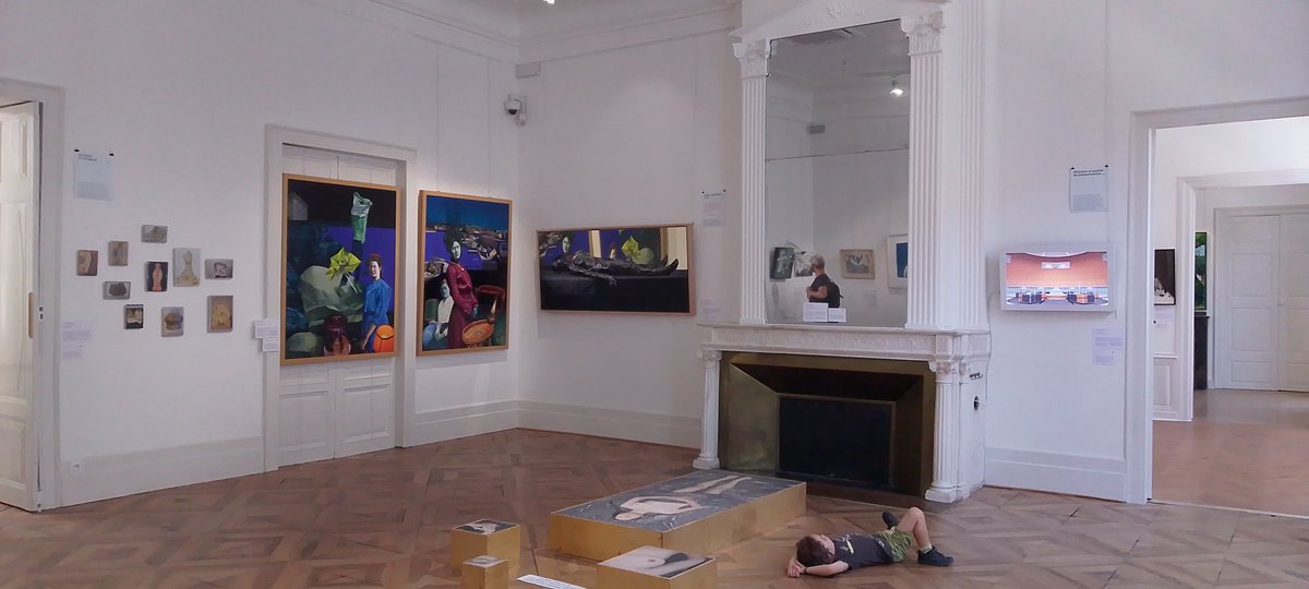 Centre d'Art contemporain de #Carcassonne inauguré au printemps dernier - bâtiment historique de la Banque de France
Expositions JR dans la cour, collective avec des grands noms de l'art contemporain et de jeunes artistes de l'Aude accueillis en résidence
Jusqu'au 21 septembre