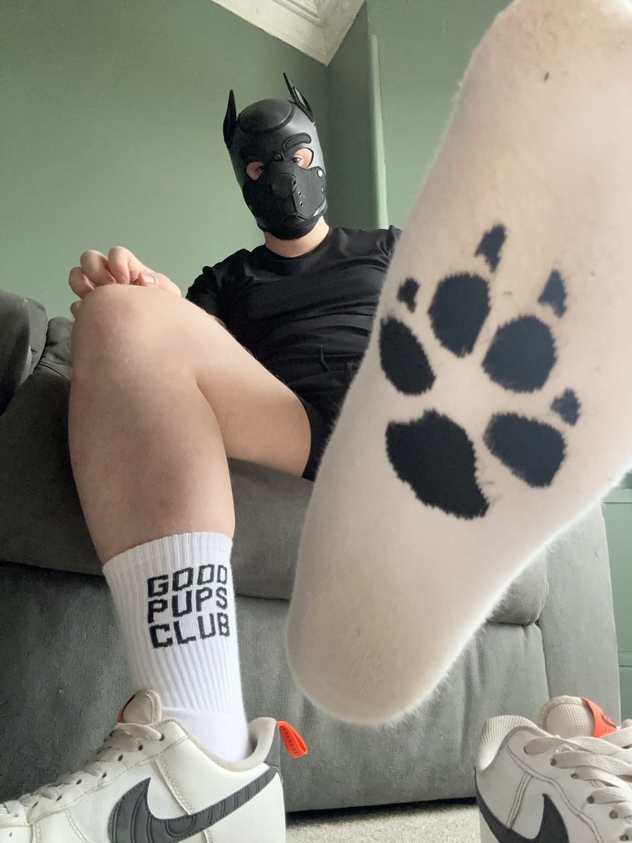 I finally joined the club 😋 the socks say so… so has to be true right! 😇 just missing one thing… your nose 😈
🧦- <a href="/WoofAndWagClub/">WoofAndWag 🔞</a>