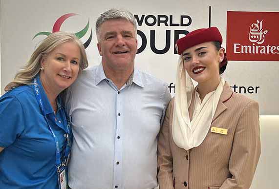 eoghancorry's tweet photo. Sampling hospitality of #Emriates with Anita Thomas & Asia O'Brien from Clonlara in county Clare at the Irish Open @thekclub @asiaobriien https://t.co/5fcOxYLVB1
