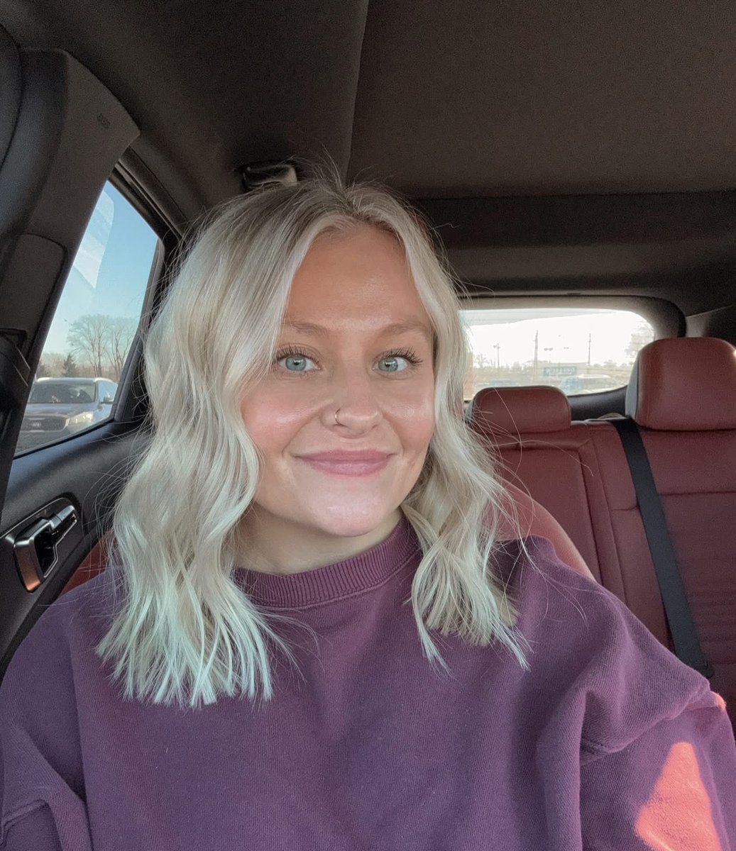 DCHS Softball tweet media