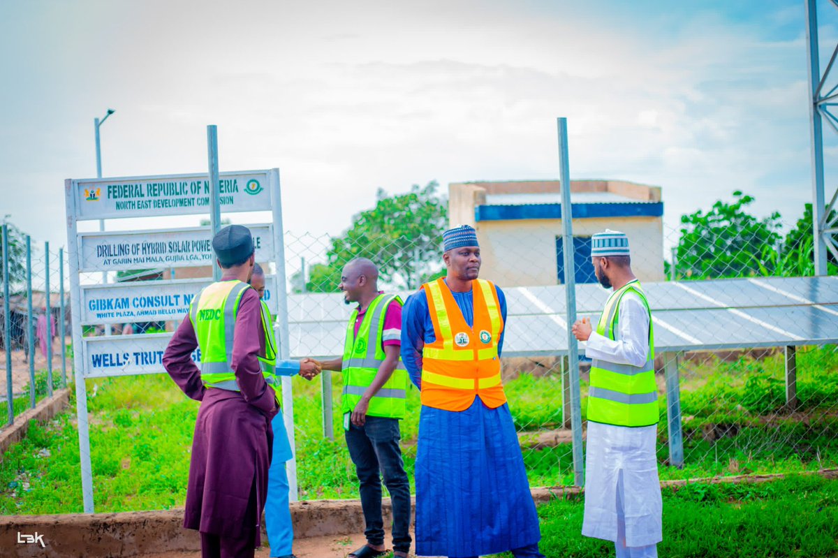Alibrahimabbas's tweet image. The NEDC Yobe State Coordinator, Prof. Ali I. Abbas is on inspection tour of solar boreholes projects in Gujba LGA: 

1. Mal. Rabiu Mai Bataliya Tsangaya 
2. Buni Yadi Motor Park,
3. College of Agriculture,
4. Garin Mai Mala, 
4. Gujba Community, etc 

#NEDC:WinningTogether