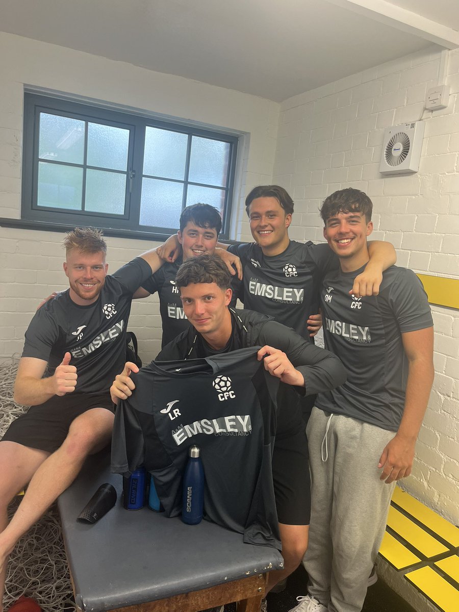 Thanks to Emsley Consultancy for sponsoring us this season 👏🏻

UTC ⚽️