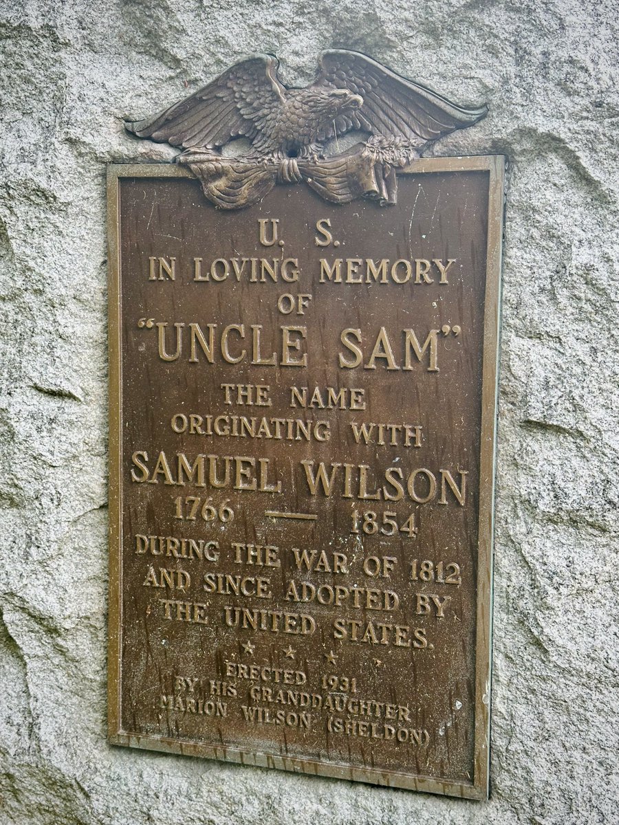 liz_july4th's tweet photo. Uncle Sam is buried in the same cemetery as Union General George H. Thomas in #Troy #NY.
#OakwoodCemetery #SamuelWilson #UncleSam https://t.co/zmnjMr0aoC