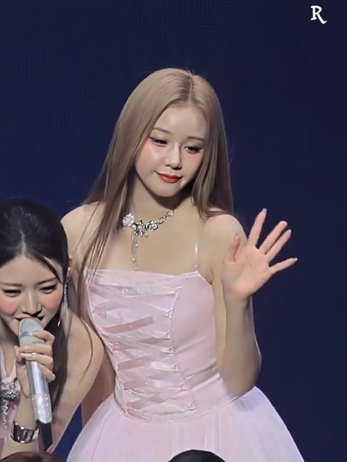 bae_pharit's tweet image. ยัยคนสวยของแม่ สวยอยุ่แล้ว สวยอีก สวยต่อไป 💖