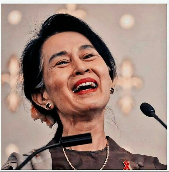 Lilia_Kim212's tweet photo. The people’s leader, Daw Aung San Suu Kyi, is denied treatment by a cruel regime. Her suffering must end💔 #JusticeForSuuKyi
#WhatsHappeningInMyanmar
#LetOurLeaderAungSanSuuKyiHeal #CrimesAgainstHumanity
#ReleaseAllPoliticalPrisoner https://t.co/r4GNCsYuJ5