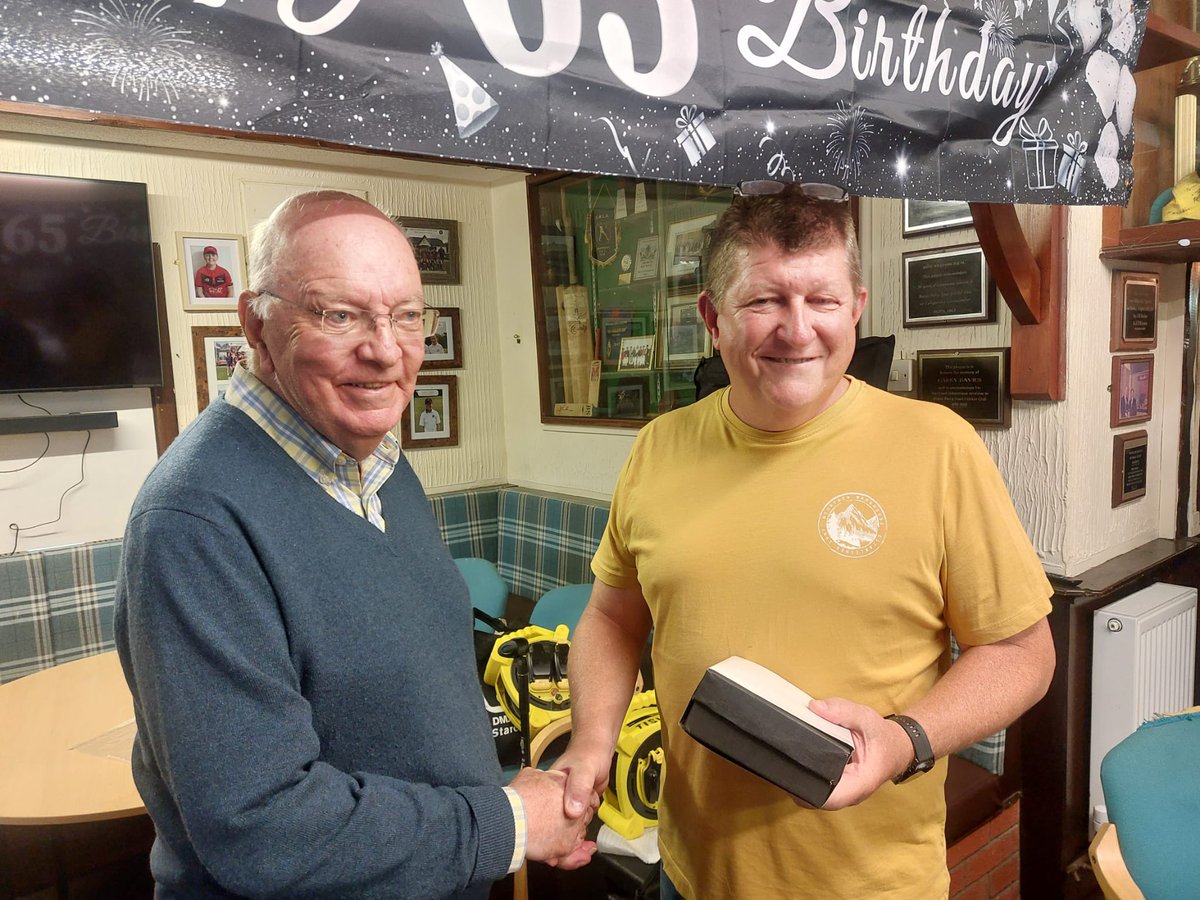 𝐁𝐫𝐢𝐭𝐨𝐧 𝐅𝐞𝐫𝐫𝐲 𝐒𝐭𝐞𝐞𝐥 𝐂𝐂 🐝 tweet media