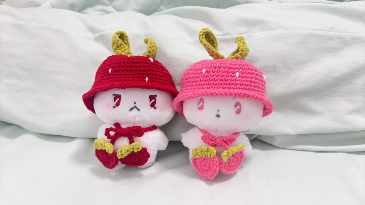 KJD021's tweet image. ได้รับชุดเด็กๆ แล้วนะคะ มือโม มีมือใส่กันน่ารักมากเลย 💕 ชุดพอดีเลยค่ะ แถมตอนเปิดถุงมาก็กลิ่นหอมมากด้วย ทางร้านก็น่ารักมาก แนะนำดีทุกอย่างเลย ขอบคุณนะคะ 🥹🫶✨ #ชาดาและของกุ๊กกิ๊ก