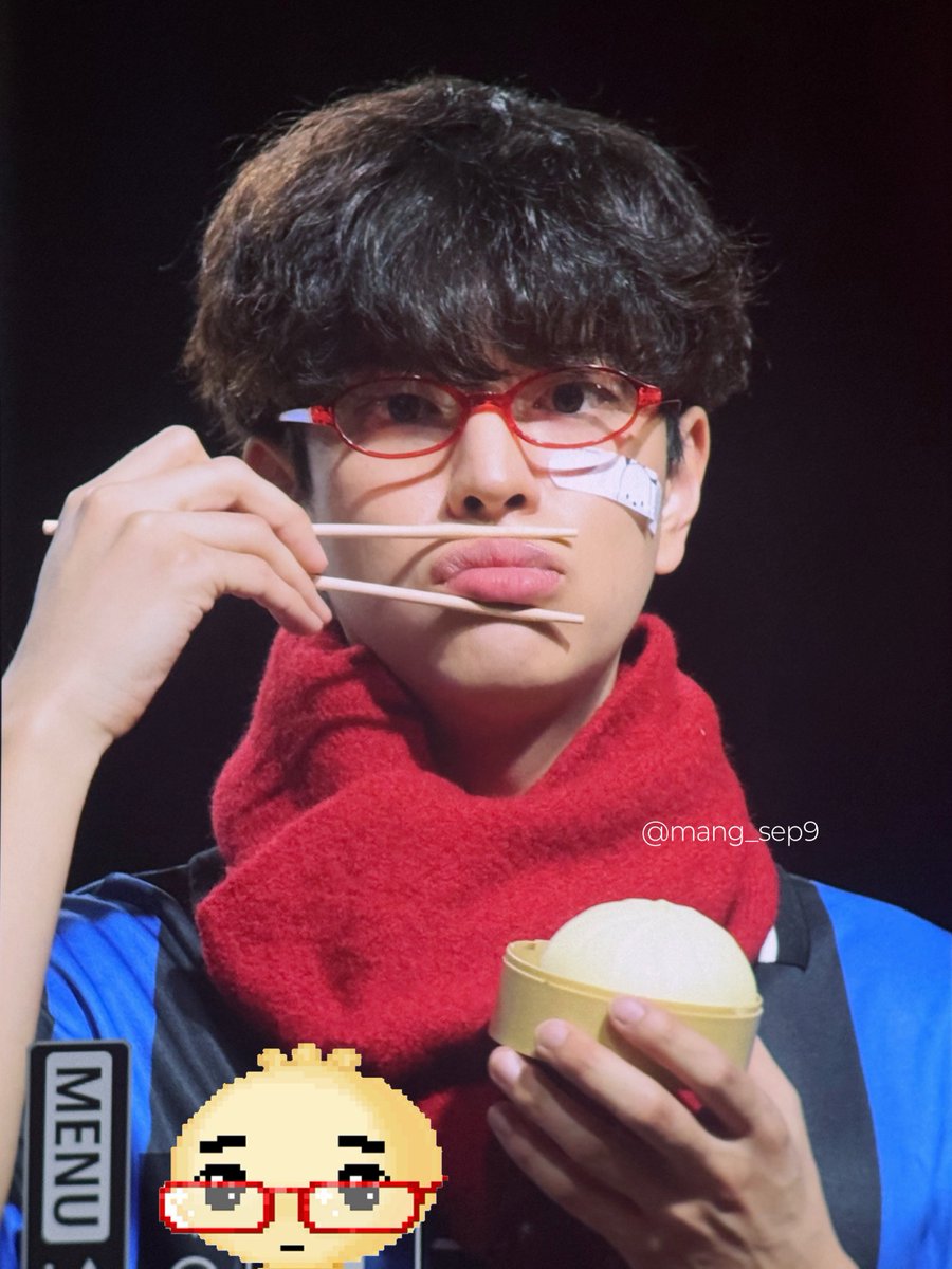 250907 #승민 

안경만두 🥟🥟