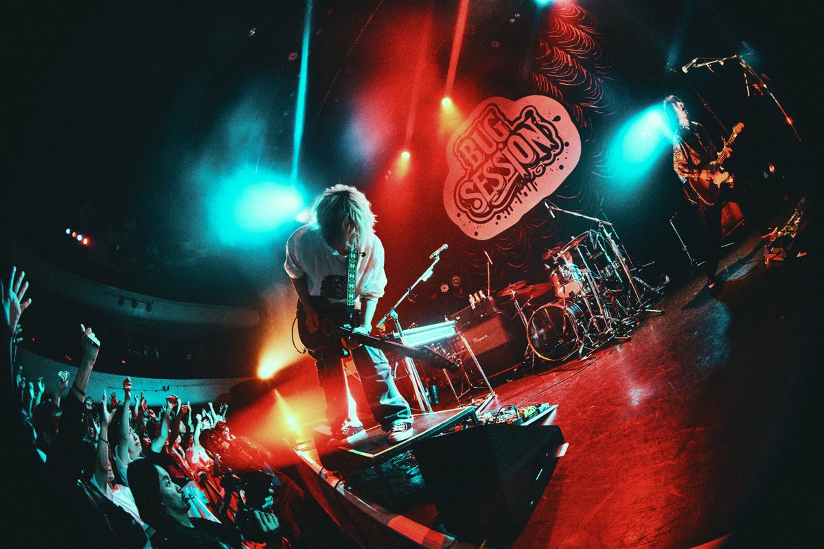entameclipnews's tweet photo. 秋山黄色、CLAN QUEENと激アツ共演!「BUG SESSION vol.2」でまさかのカバー連発&新曲披露で大盛況!
https://t.co/zWfmuCA7t7
👆詳細はこちらから👆
#秋山黄色 #ニュース🍀 #ライブレポ📷 https://t.co/ZLmliFa65z