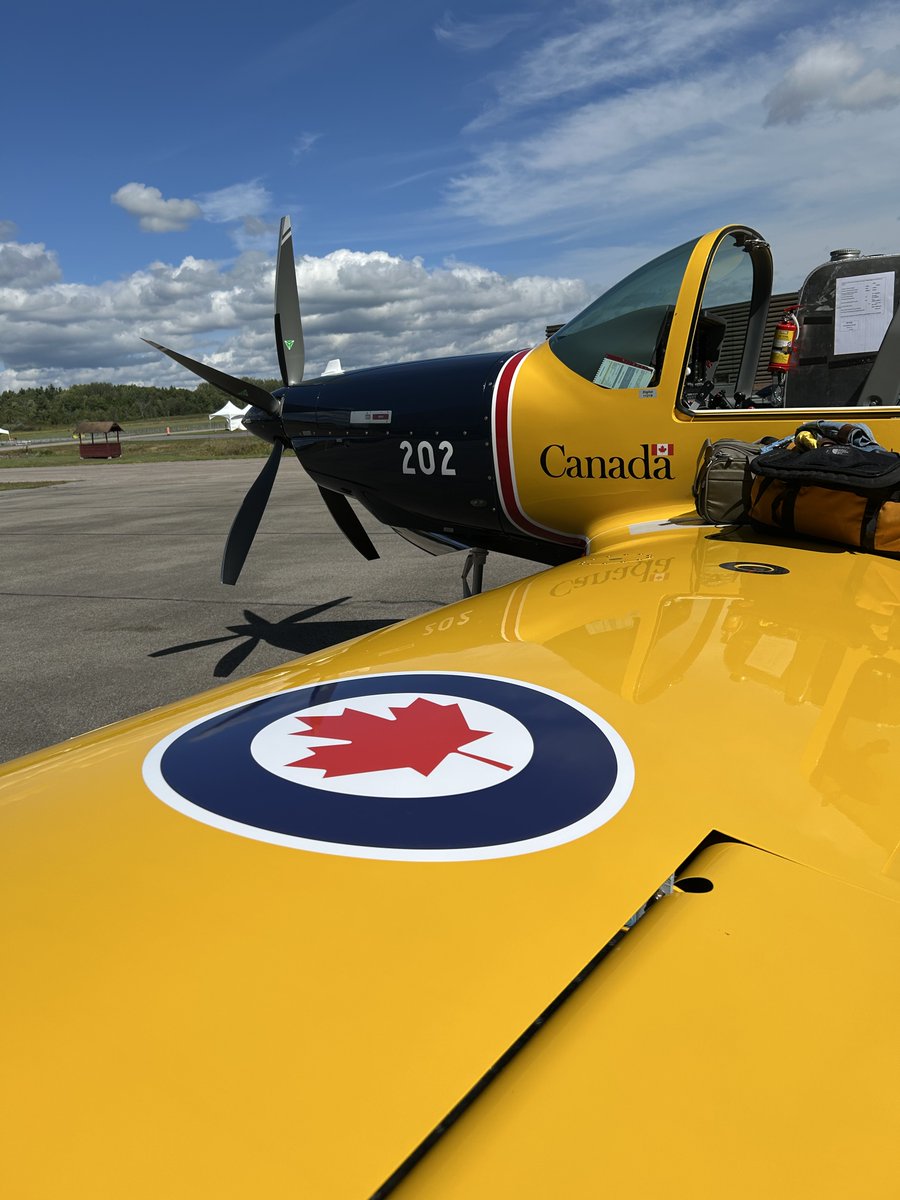 SkyAlyne's tweet photo. The newest aircraft in Canada have landed in Gatineau! The first two @GrobAircraft G 120TP / CT-102B Astra II that will be delivered to the @RCAF_ARC arrived in Gatineau, QC on Saturday afternoon, following a successful ferry flight from Germany. 1/3 https://t.co/GOBZK5hsnS