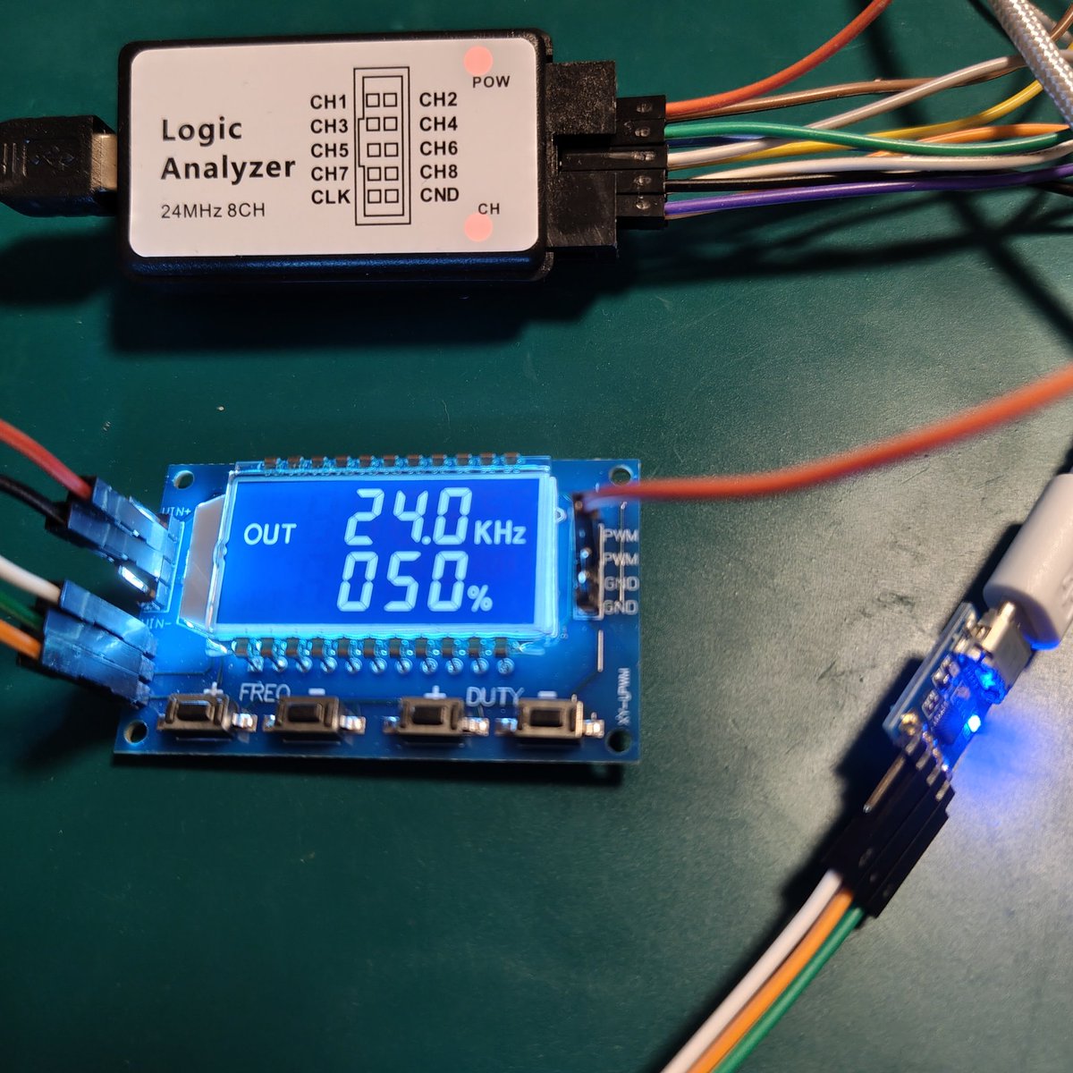 ak3gitanes's tweet image. Birthday Coffee。イエメン マタリ。フードに合う一杯。はんだ付け。新しいマルチメーター。激安ロジアナでPWMジェネレーターの波形で遊んでました。近日オシロスコープが届くのでいよいよ個人ラボっぽく。阪神タイガースも本日リーグ優勝。おめでとう🏆️こちらは自作デジタルガジェット製作の道へ。