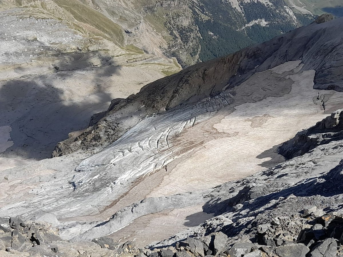 Glaciar del Monte Perdido, ayer.

Foto del hermano de <a href="/FranEzkaurre/">FJ  Bronte</a>