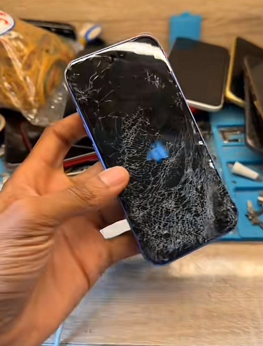 Esmart26's tweet photo. Usher smashed your phone, what will be next move? https://t.co/DpR15lyyGm