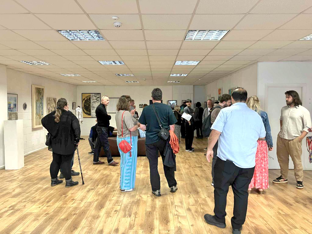 Pamela Clare tweet media