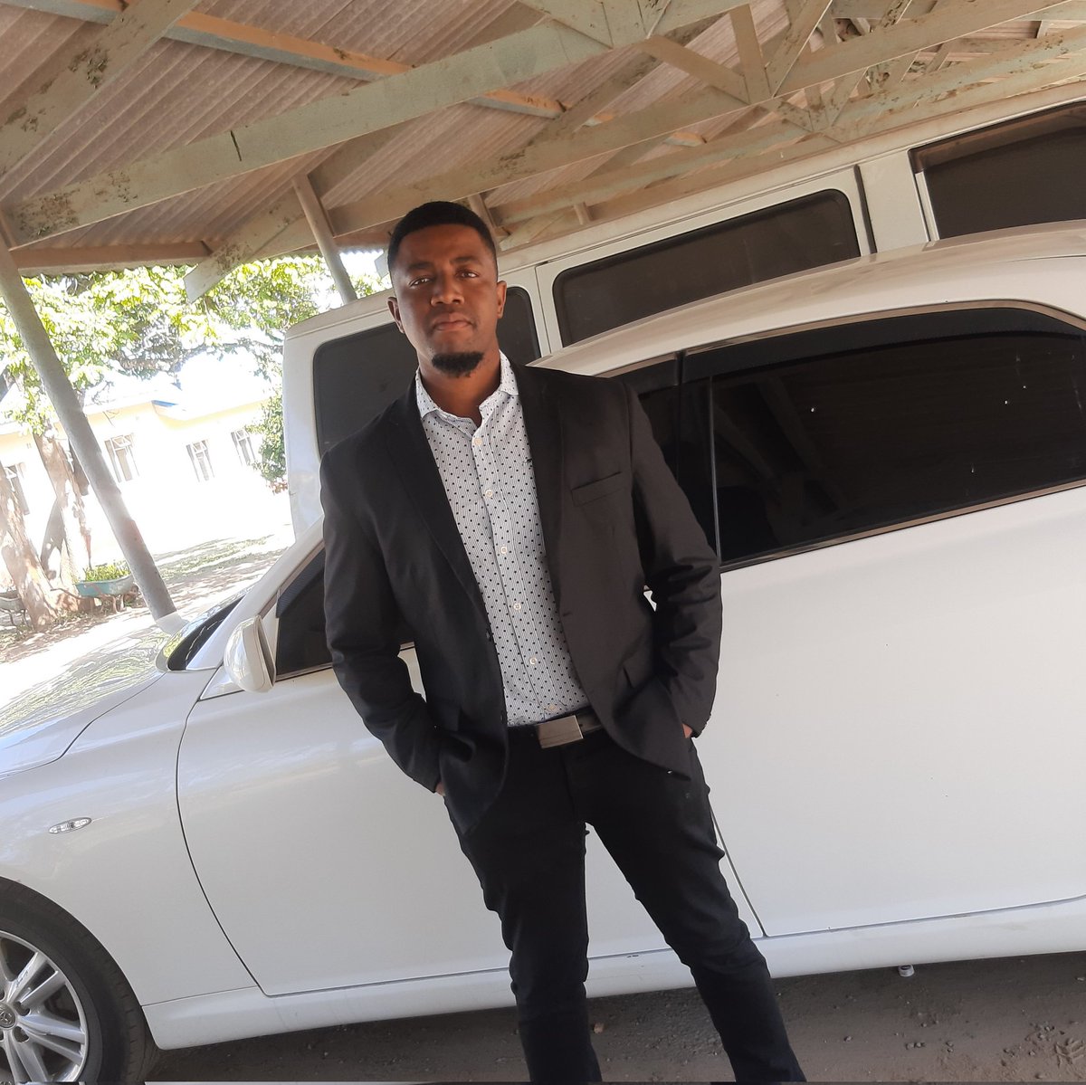 ngonie21's tweet photo. #NewProfilePic https://t.co/Oemn78WuhZ