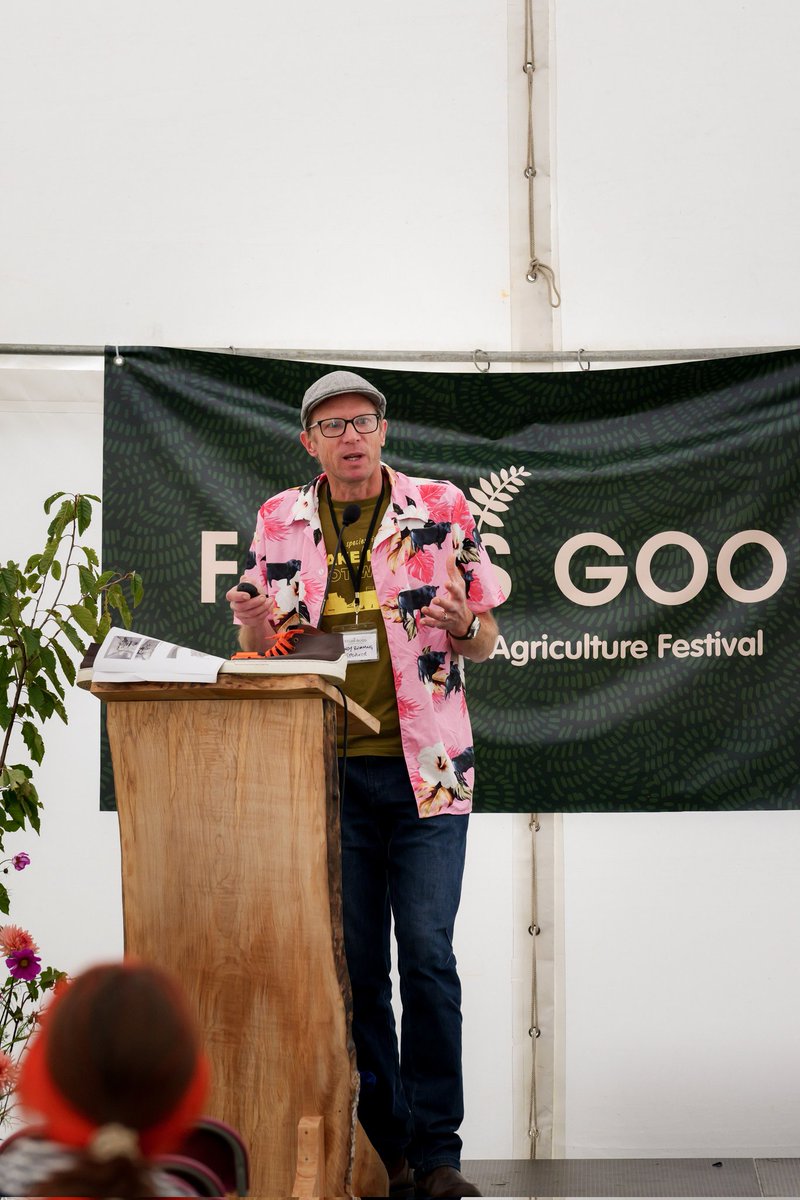 FieldsGood_ni's tweet image. Missed @andyrumming&apos;s talk or any of the panel discussions? Sign up to our mailing list to be notified when the videos are published to the YouTube channel. #FieldsGood #farming