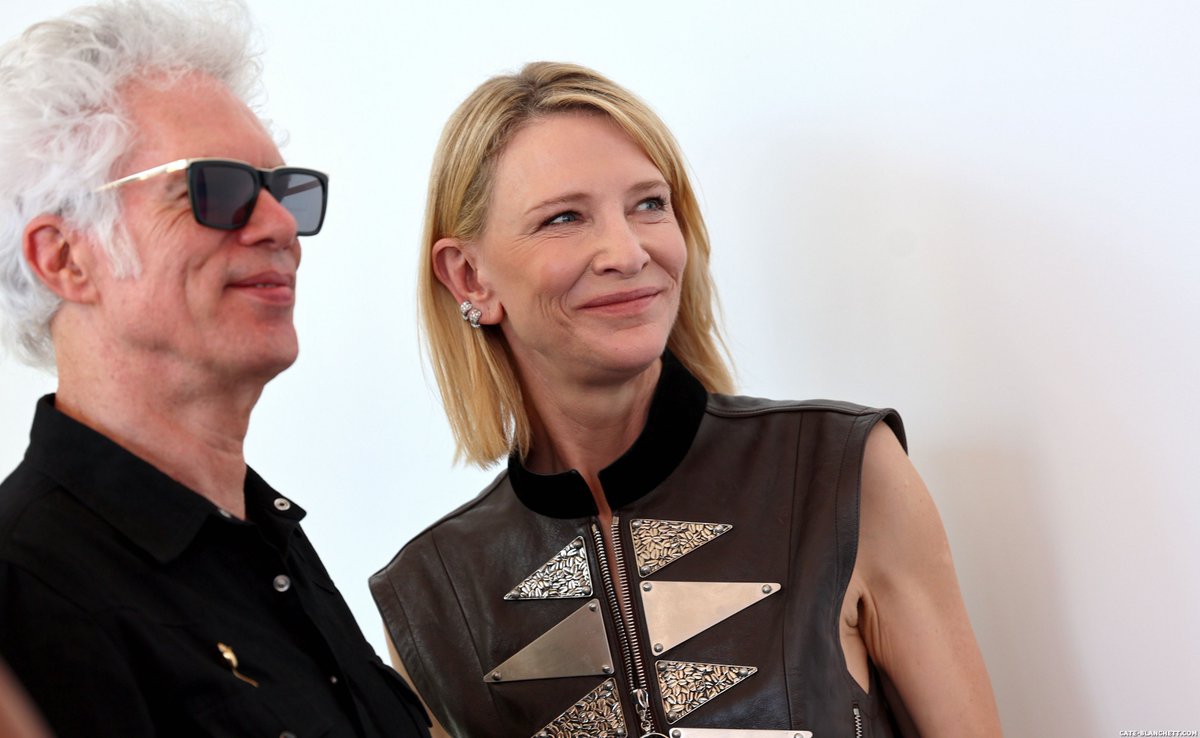 blanchettcom's tweet image. Cate Blanchett and Jim Jarmusch at the Venice Film Festival for the Golden Lion-winning film FATHER MOTHER SISTER BROTHER #venezia82