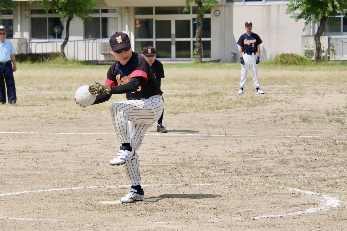 b_baseball_2026's tweet photo. 第26回全日本グランドソフトボール選手権 中日本ラウンド

１試合目
東海(愛知)６ー１北信越(長野)

２試合目
北信越(長野)２ー５近畿(兵庫)

３試合目
東海(愛知)７ー５近畿(兵庫)

優勝:東海選抜
愛知県主体の東海選抜が勝利しました！本戦では今回の戦力に加えて近畿、北信越からも選抜が出来ます https://t.co/Lfe1febe3P