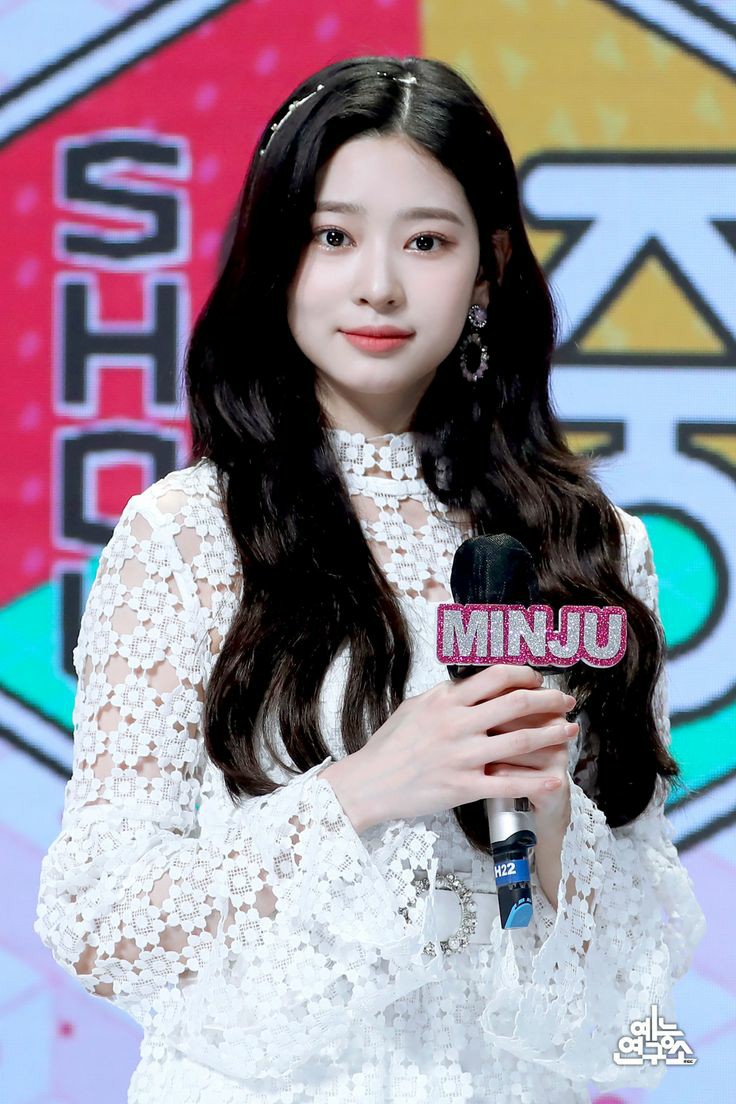 <a href="/i_m_heindery/">AHENG</a> <a href="/yerizmese/">َ</a> <a href="/xeanjin/">HJ.</a> <a href="/Revolleytion/">FAREWELL, ACES!</a> <a href="/Funinaga/">SAKUYA.</a> <a href="/SubRevol/">SUB 🏐</a> "Segitu aja dari Ai! Aku pamit undur diri yaa minna~ sampai berjumpa kembali" 

Ai mengembalikan mic kepada <a href="/yerizmese/">َ</a>, <a href="/xeanjin/">HJ.</a>  dan turun dari panggung bersama gege Yanto.