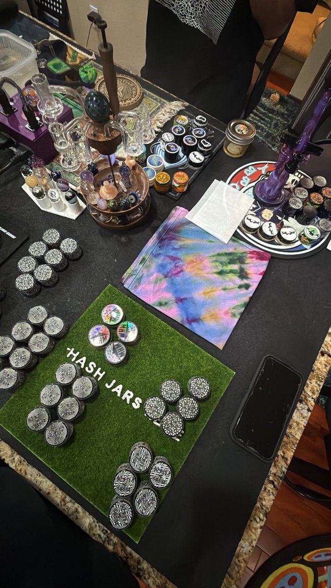 Hanna 🖤 tweet media