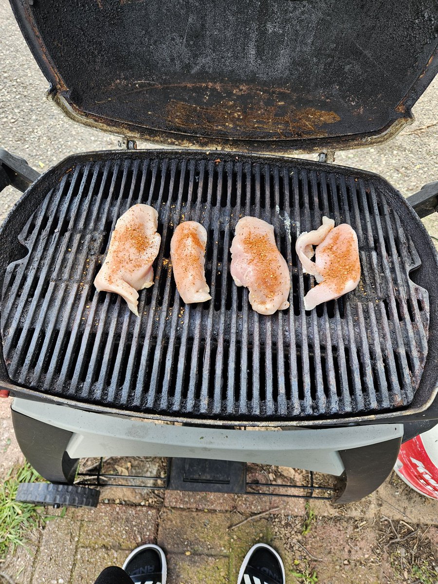 Kayde_Woof tweet media