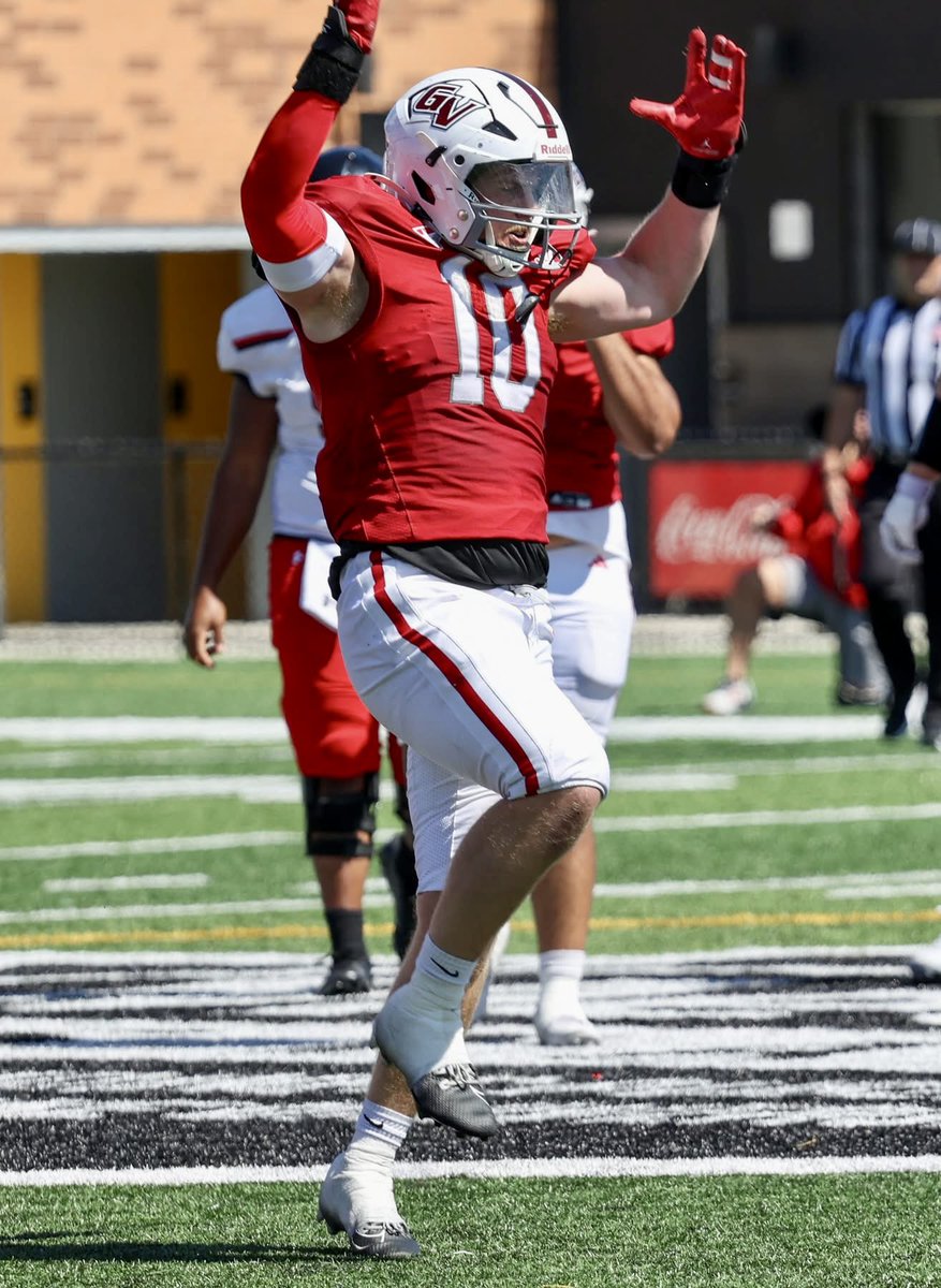 Grand View Football tweet media