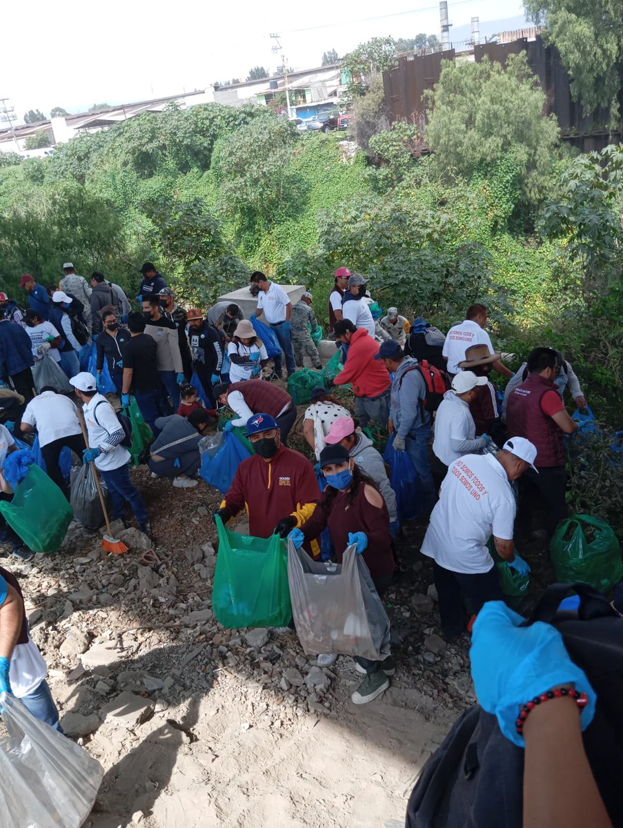 interteban's tweet image. Dominguito Limpio en Ecatepunk 

Bendecido fin de semana! 🙏🏻🤗🤟🏽