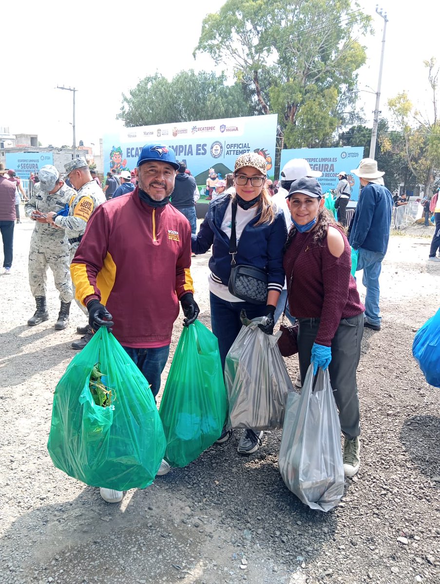 interteban's tweet image. Dominguito Limpio en Ecatepunk 

Bendecido fin de semana! 🙏🏻🤗🤟🏽