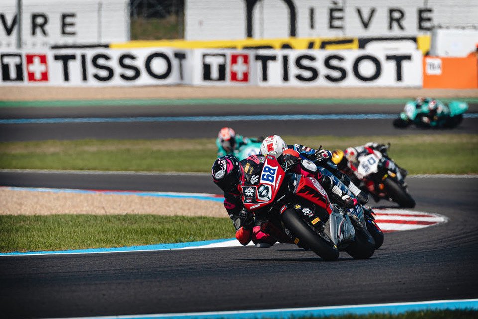 Tough race today compromised by a bad first lap. End of the race was better so taking this into aragon!
#lp68 #frenchworldsbk