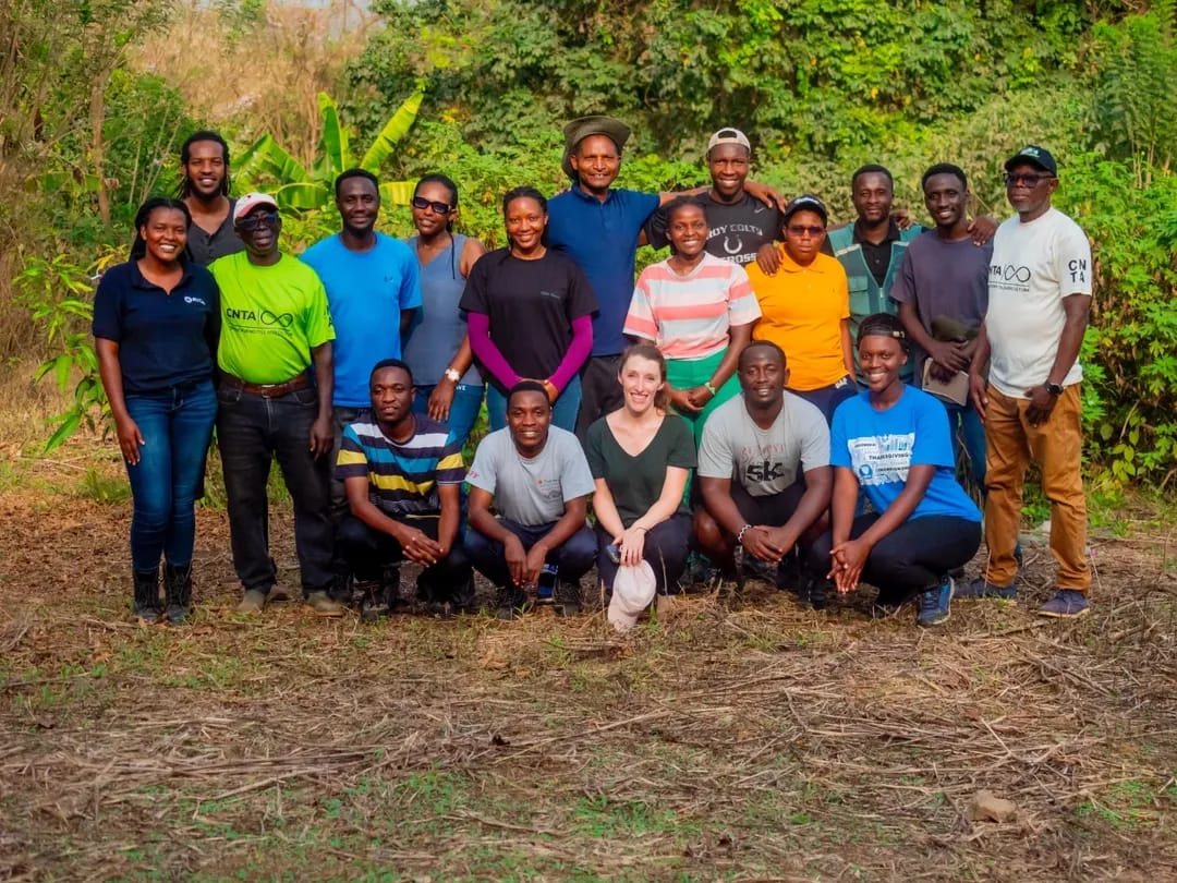 CAAmbassadors's tweet photo. 🚀 𝗪𝗲 𝗮𝗿𝗲 𝗲𝘅𝗰𝗶𝘁𝗲𝗱 𝘁𝗼 𝗹𝗮𝘂𝗻𝗰𝗵 𝘁𝗵𝗲 𝗖𝗔 𝗔𝗺𝗯𝗮𝘀𝘀𝗮𝗱𝗼𝗿𝘀 𝗜𝗻𝗶𝘁𝗶𝗮𝘁𝗶𝘃𝗲!

Found by 12 @RICA_Rwanda  graduates trained at #CNTA in Ghana with Dr. Kofi Boa 🌱

MISSION: Promote #CA for a resilient, food-secure Rwanda. 💚🇷🇼

Join us on this journey! https://t.co/6VAG4zpqAb