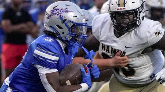 Byrnes running back Tre Segarra returned to South Carolina on Saturday for the South Carolina State game.

#Gamecocks (VIP)

Details from the 2027 4-star right here 📲 247sports.com/college/south-…