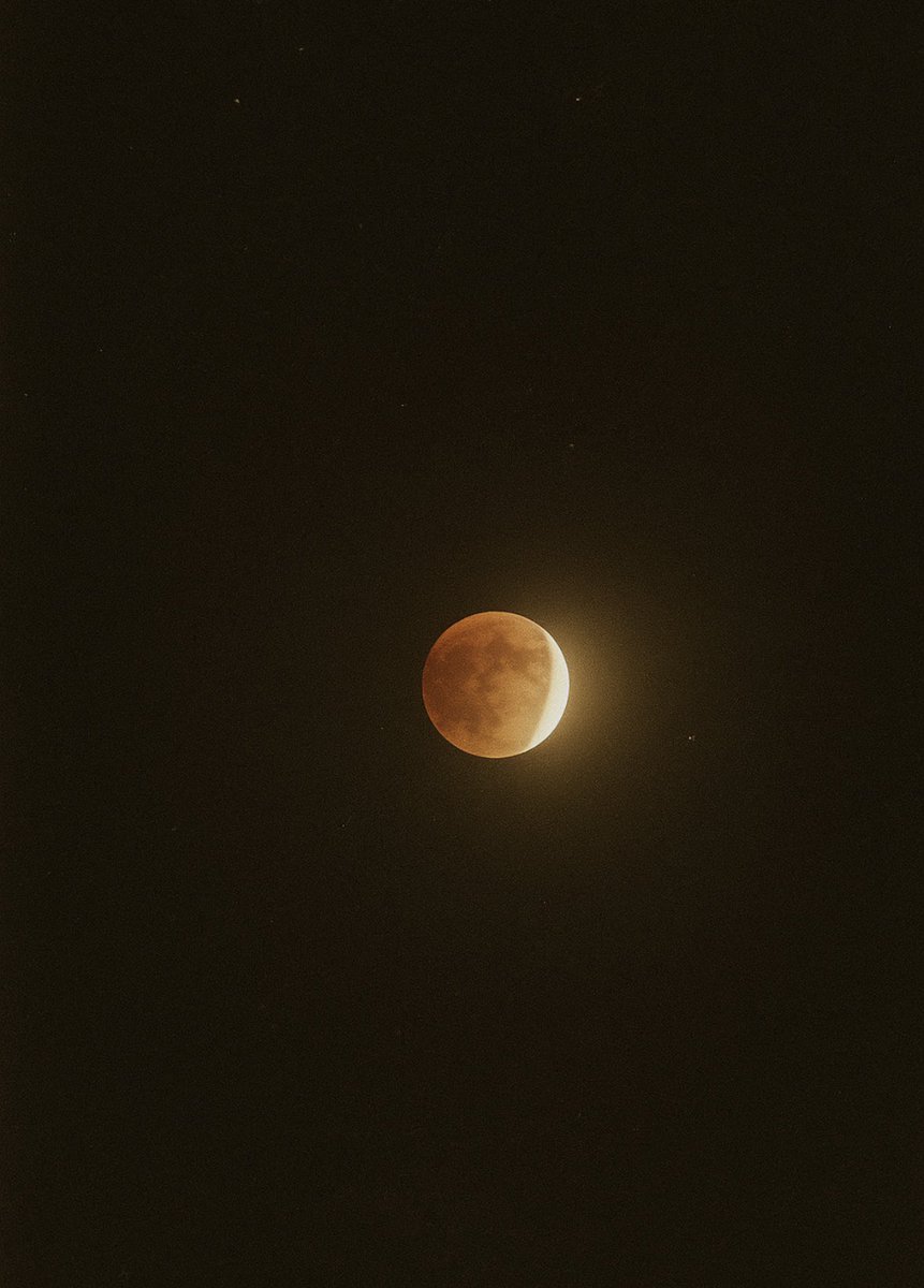 #BloodMoon #kanlıaytutulması
#manisa 
Bütün şansımı kullandım sanırım