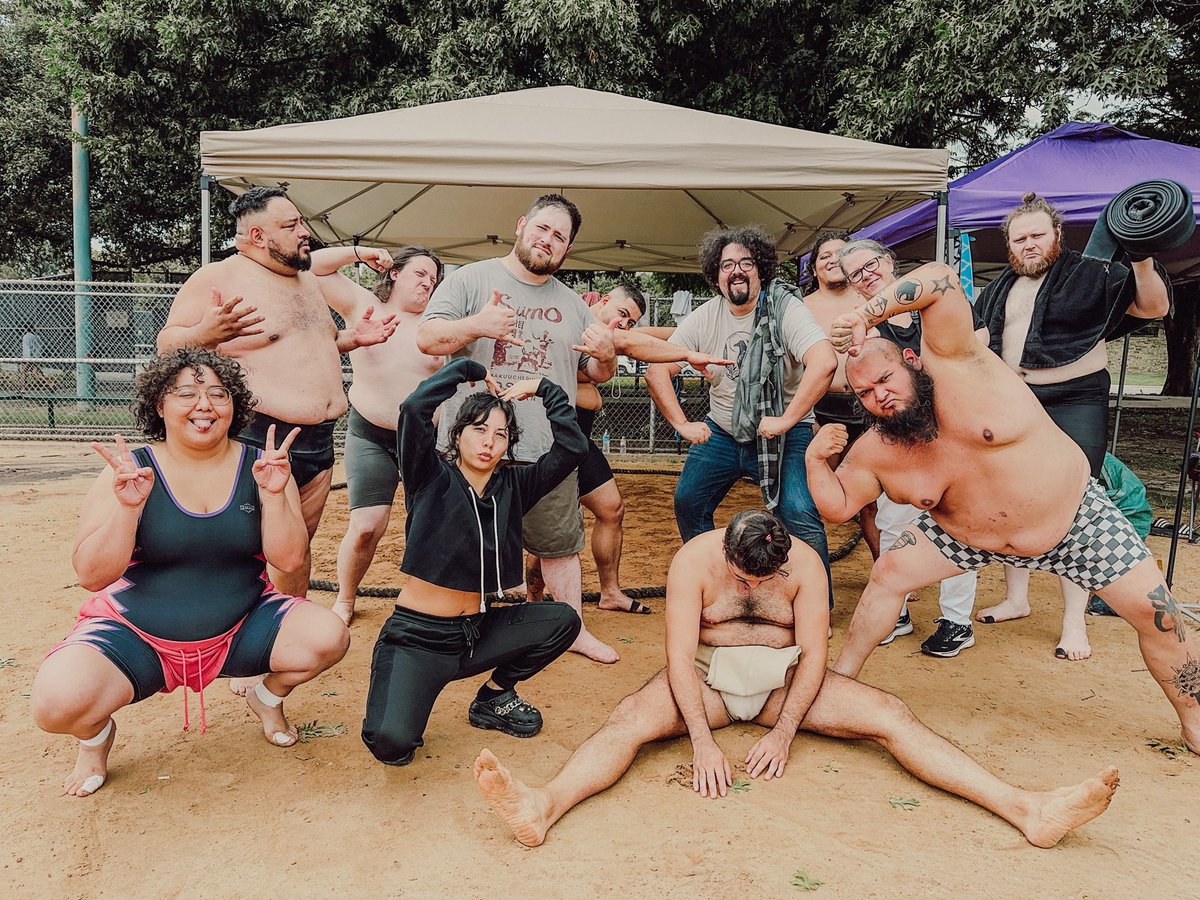 Whole army came out! Thank you <a href="/keratx/">KERA</a> <a href="/keratxarts/">KERA Arts</a> for joining us! 🪖 🫡 

#dallas #ダラス #sumo #相撲 #texas #テキサス #startingsumo #アマ相撲 #女相撲 #unitedstatessumo