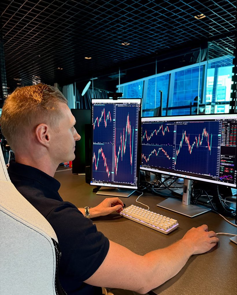 5-mal wöchentlich Live-Handel vom OTC-Handelsparkett!