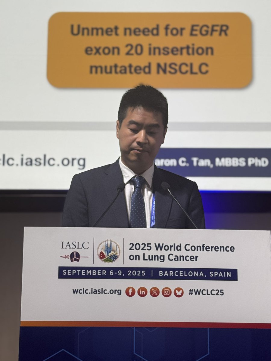 Noemi Reguart tweet media