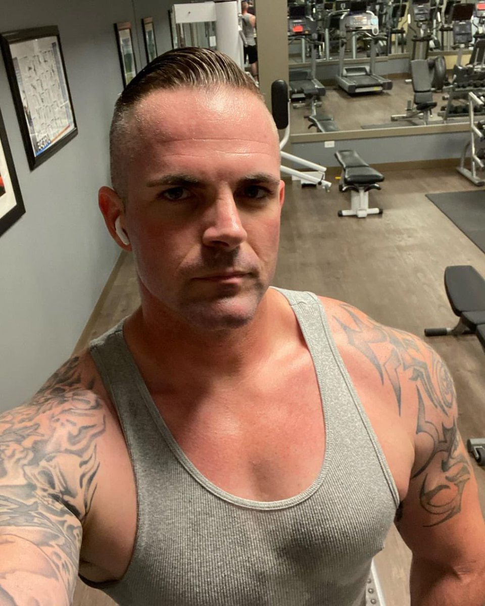 captdarre's tweet image. Hard work, sweat, and consistency. No shortcuts just discipline and grind. 💪🔥 #GymLife #NoExcuses #DisciplineEqualsFreedom