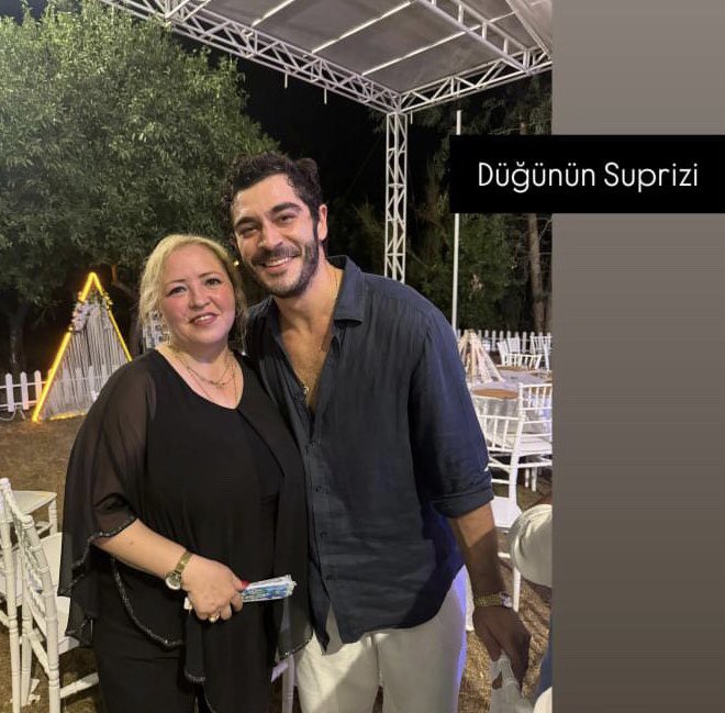 Burak_TrFanlari's tweet photo. Antalya'da katıldığı yakın arkadaşının düğününden #BurakDeniz ve bir seveni✨ https://t.co/xDRzNFH49f