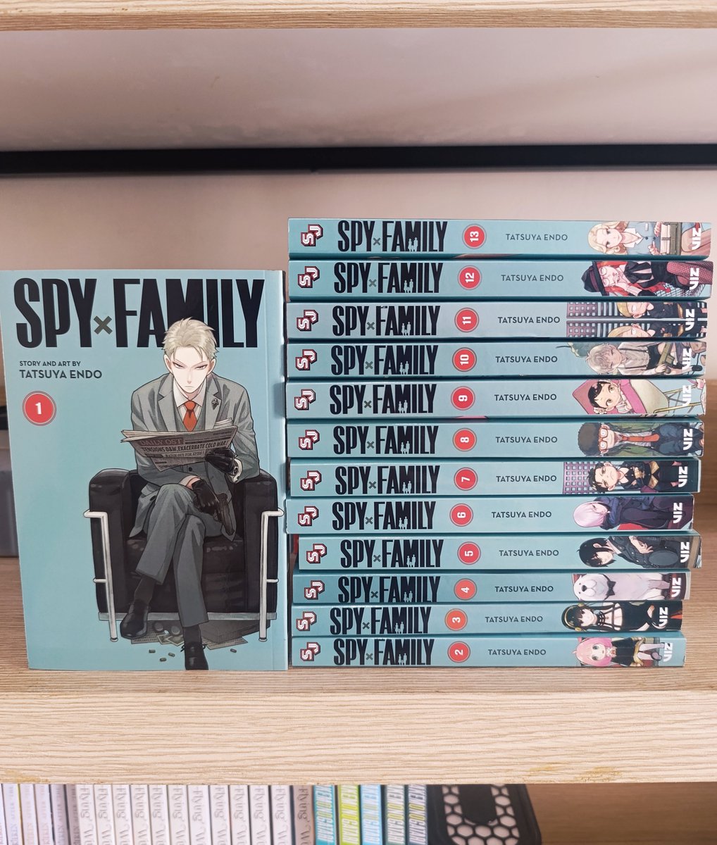 Numpang jualan lagi 🙏

Spy x Family volume 1-13, terbitan Viz Media (Bahasa Inggris).
Harga 980k, prefer COD daerah Jakarta.

Minta tolong bantuan retweetnya teman2, danke 🙏
