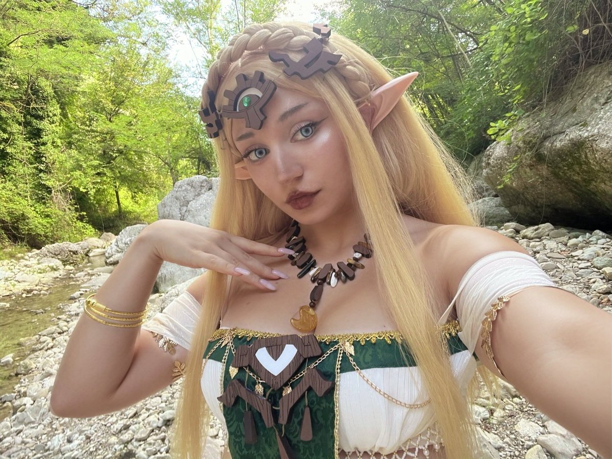 Mochi 🍓 tweet media