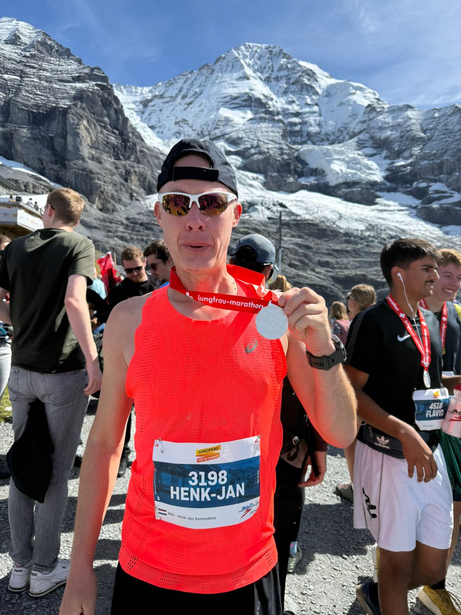 Eastenvillage's tweet photo. Geweldige belevenis. De Jungfrau Marathon in Zwitserland. Gefinisht op het tandvlees, maar genoten van begin tot eind. #Zwitserland #jungfraumarathon #hoogtemeters https://t.co/ZZ7neoBVUx