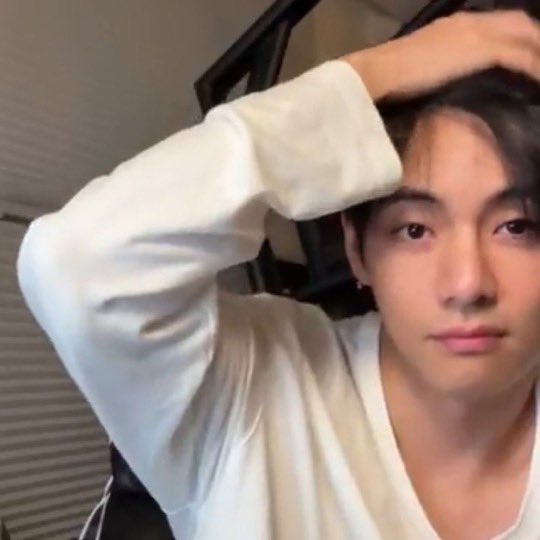 is this the ‘afterglow’ jungkook is talking about ??