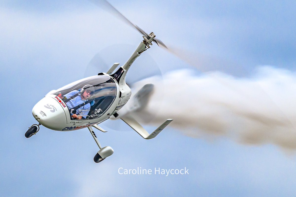 Peter Davies in the Auto Gyro. Always a fab display! <a href="/Autogyro007/">Gyro Air Displays</a>