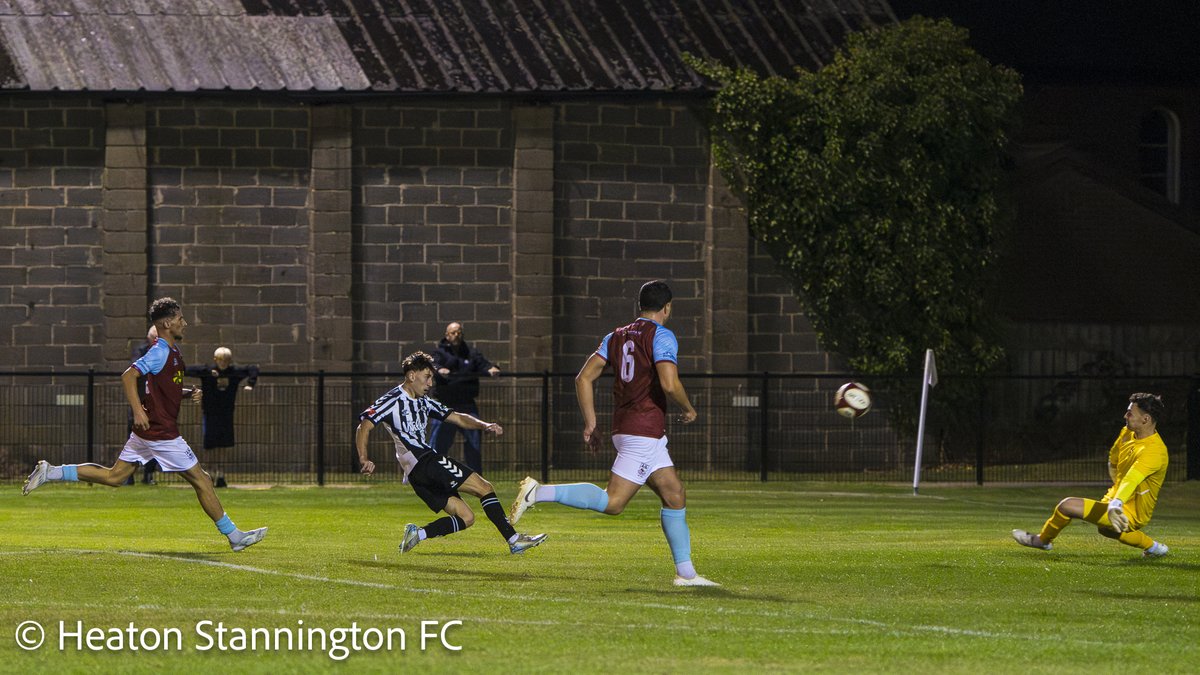 StanSnaps tweet media