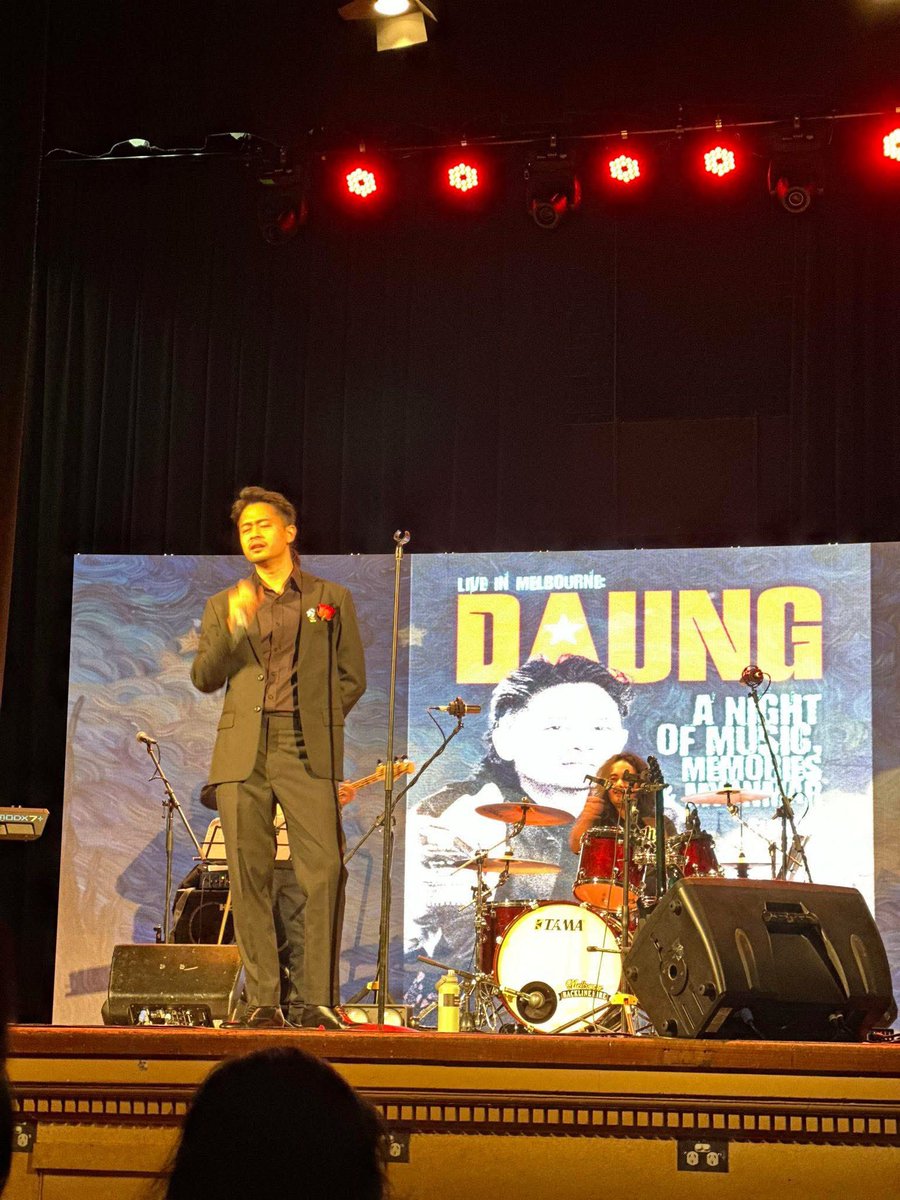 crystalkeyl's tweet image. ဒေါ်အောင်ဆန်းစုကြည်နဲ့ နိုင်ငံရေးအကျဉ်သားအားလုံး ဆေးဝါးစောင့်ရှောက်မှု ရရှိရေးနဲ့ အမြန်ဆုံးလွတ်မြောက်ရေး နိုင်ငံတကာ ကမ်ပိန်း အနုပညာရှင်များ စတင်လှုပ်ရှား
#DVB #ဒေါ်အောင်ဆန်းစုကြည် #နိုင်ငံရေးအကျဉ်းသား
#WhatsHappeninglnMyanmar 
#FreeAllPoliticalPrisoners 
#FreeAungSanSuuKyi